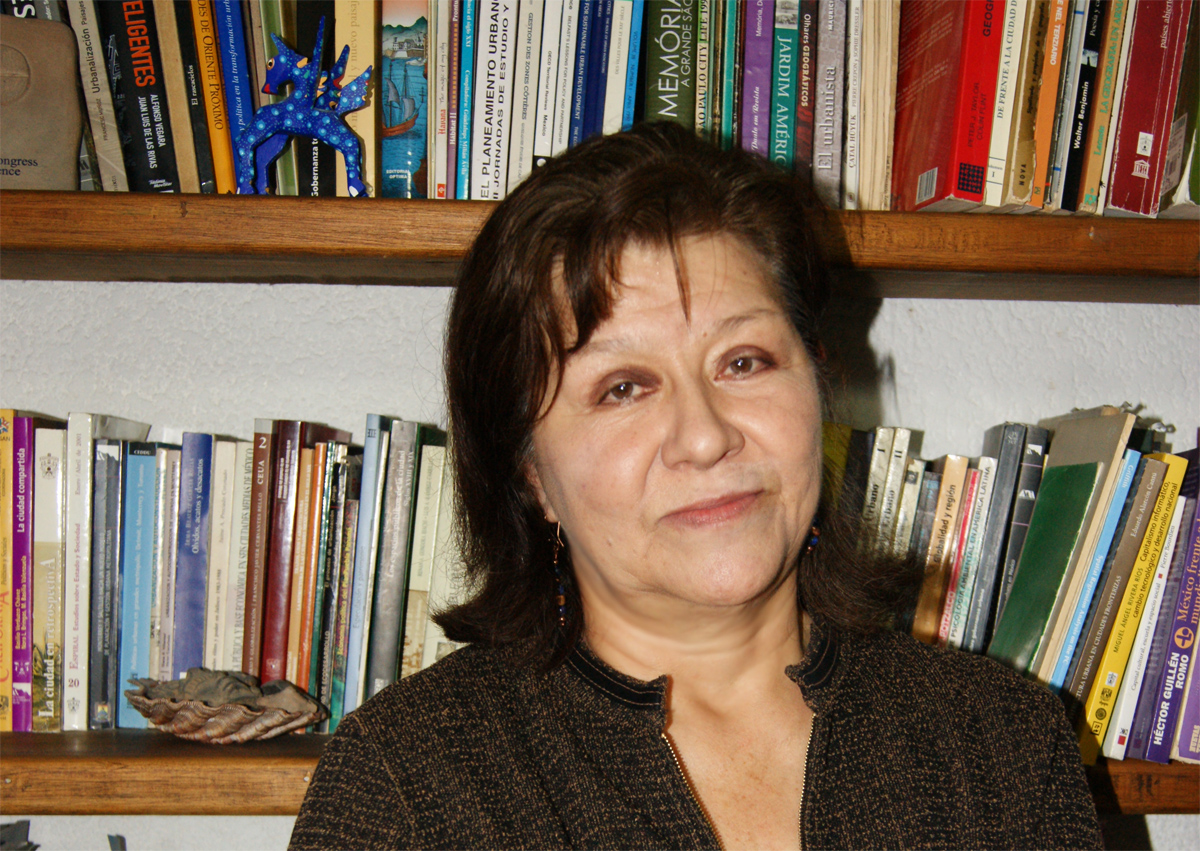 patricia-olivera-contested-cities